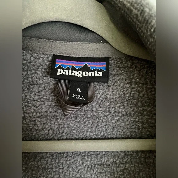 Men’s Patagonia Jacket - Picture 2 of 4